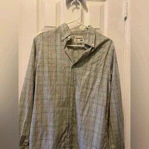 Old navy long sleeve shirt size small